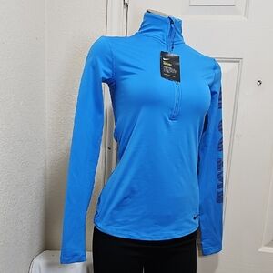 Nike Women's Blue Long Sleeve Top